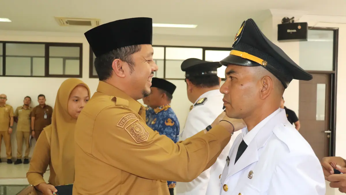 Bupati Paluta Reski Basyah Harahap Lantik pejabat strategis dan staf ahli hingga camat. (MITRA HARAHAP/SUMUT POS)