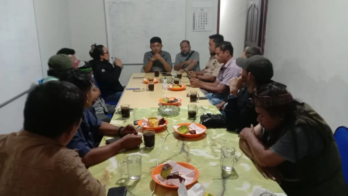 GANDENG: Forwaka Dairi Gandeng Kantor Hukum Jetra-Ira & Rekan Guna Perlindungan Hukum Kerja Jurnalis saat pertemuan silaturahmi, Senin (14/4/2026). (RUDY SITANGGANG/SUMUT POS)