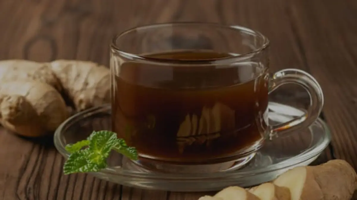  ilustrasi, teh jahe adalah sqlah satu minuman pemulih tubuh usai sakit. (freepik.com)