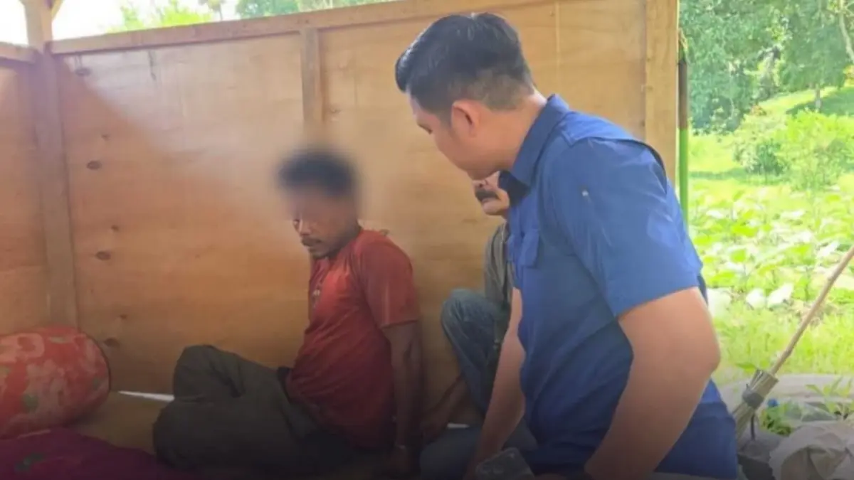 Personel Polsek Na IX-X amankan pengguna  sabu di sebuah gubuk. (Istimewa/Sumut Pos )
