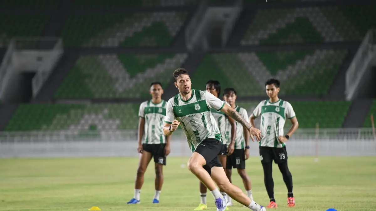 LATIHAN: Para pemain PSMS latihan sebagai persiapan menghadapi Sriwijaya FC. (Dok: PSMS)
