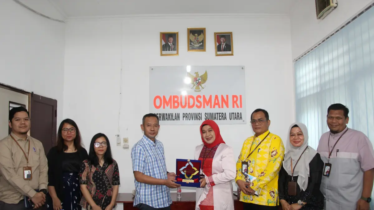 AUDIENSI: Kemendukbangga/BKKBN Sumut saat audiensi bersama Ombudsman Republik Indonesia (RI) Perwakilan Sumut, di Kantor Ombudsman Sumut, Jalan Asrama Medan Helvetia. (Dok: Istimewa)