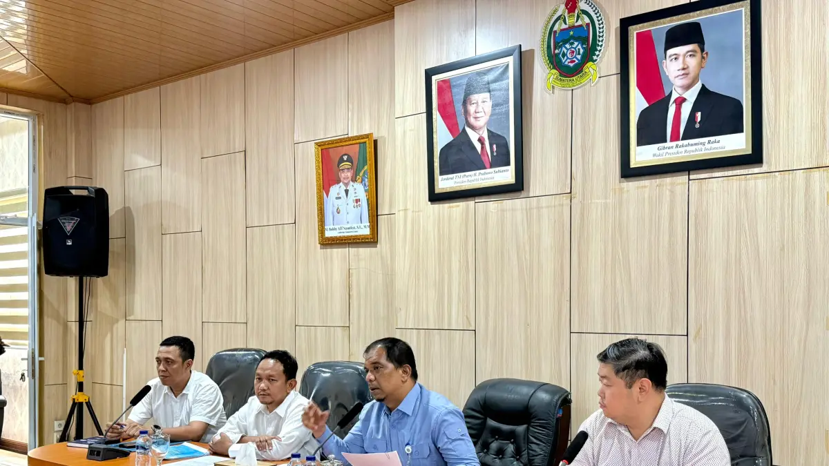 SINERGI: Disperindag dan ESDM Sumut bersama Apindo menggelar forum Sinergi Akselerasi Ekspor-Impor, Rabu (22/4/2026). (Dok: istimewa)