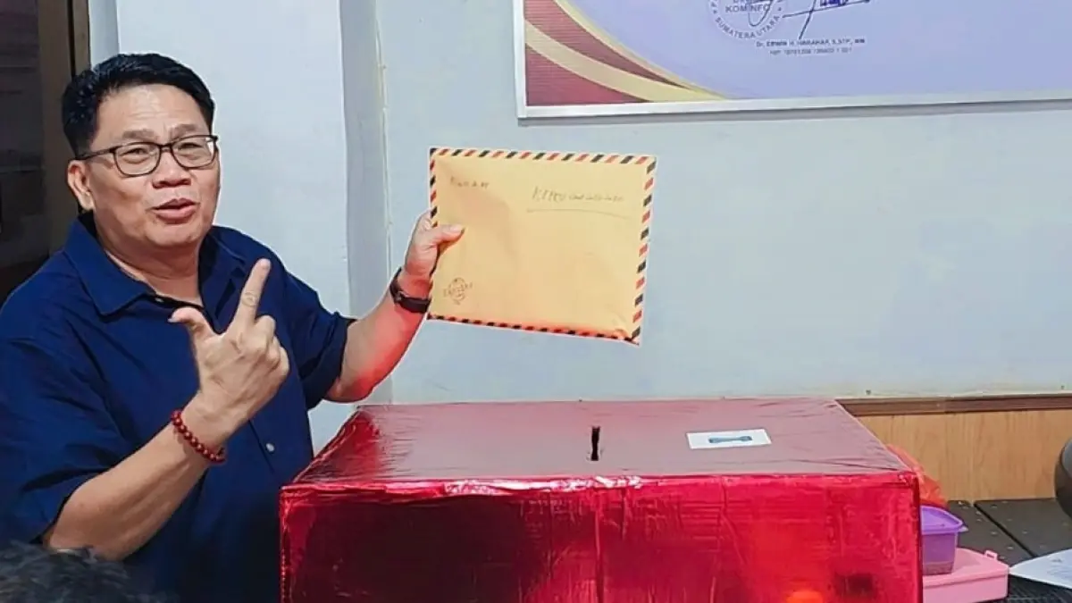 Rianto SH, MH saat mendaftar untuk ikut seleksi KI Sumut 2026 (ist)