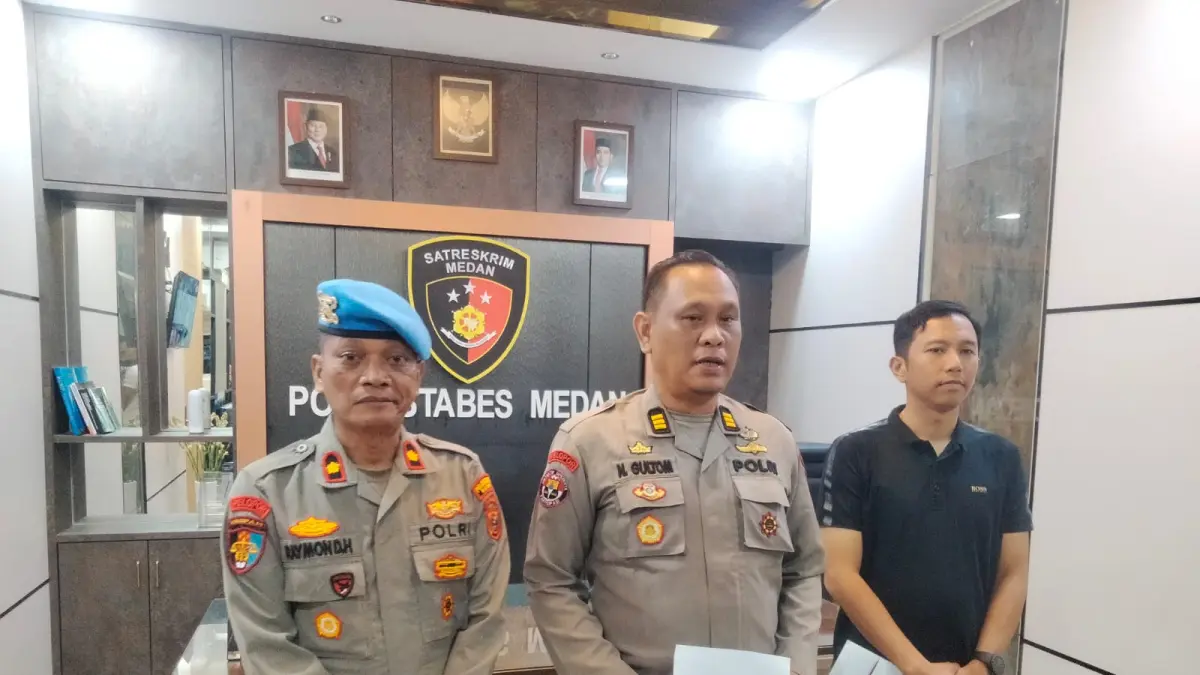 Kasi Propam dan Humas Polrestabes Medan, menyampaikan perkembangan dugaan asusila penyidik terhadap tahanan wanita, Sabtu (25/4/2026).(Gusman/Sumut Pos)
