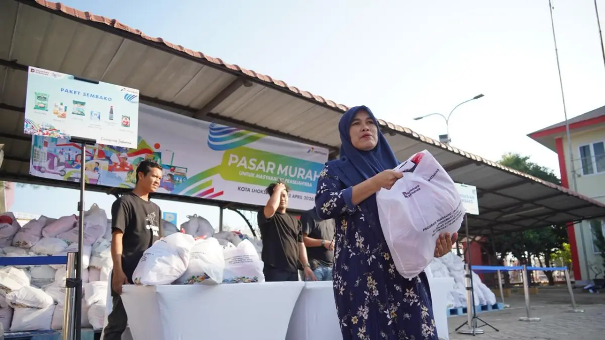 Pertamina Patra Niaga Sumbagut Salurkan 1.000 Paket Sembako Melalui Pasar Murah di Lhokseumawe
