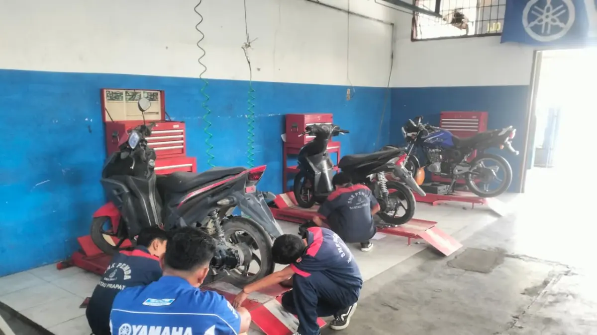 Proses seleksi program khusus kerjasama PT Scorpii dengan SMK Pemda Rantauprapat dalam penerimaan mekanik (fajar)