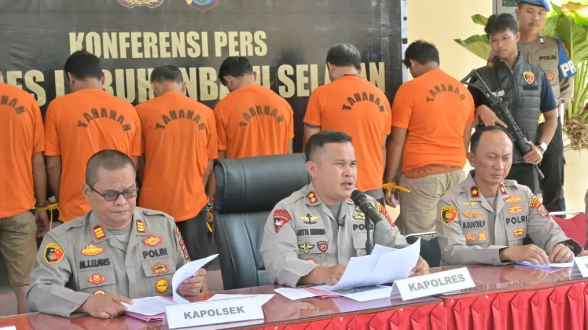 Kapolres Labusel-AKBP Aditya S.P.Sembiring Muham S.I.K saat memberikan keterangan press. (Khairuddin/Sumut Pos)