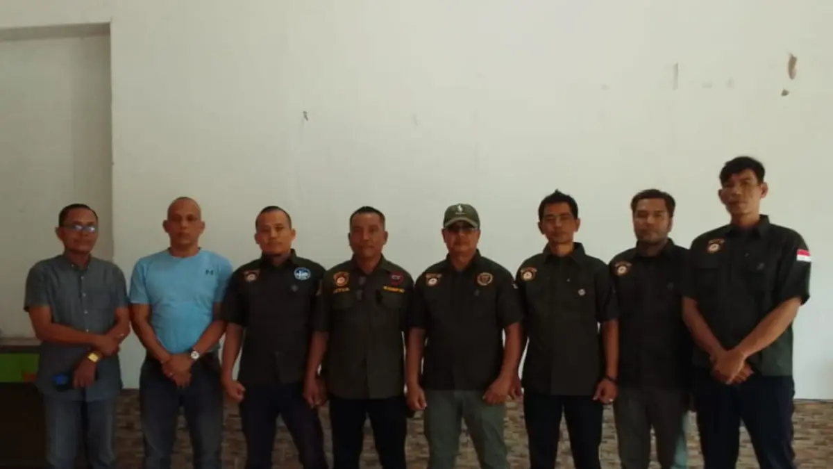 Pengurus DPC AKPERSI kota tebingtinggi suasana Silaturahmi di sebuah lokasih Pondok Bagelen(03/05/2026). (Azan Purba / Sumut Pos.)