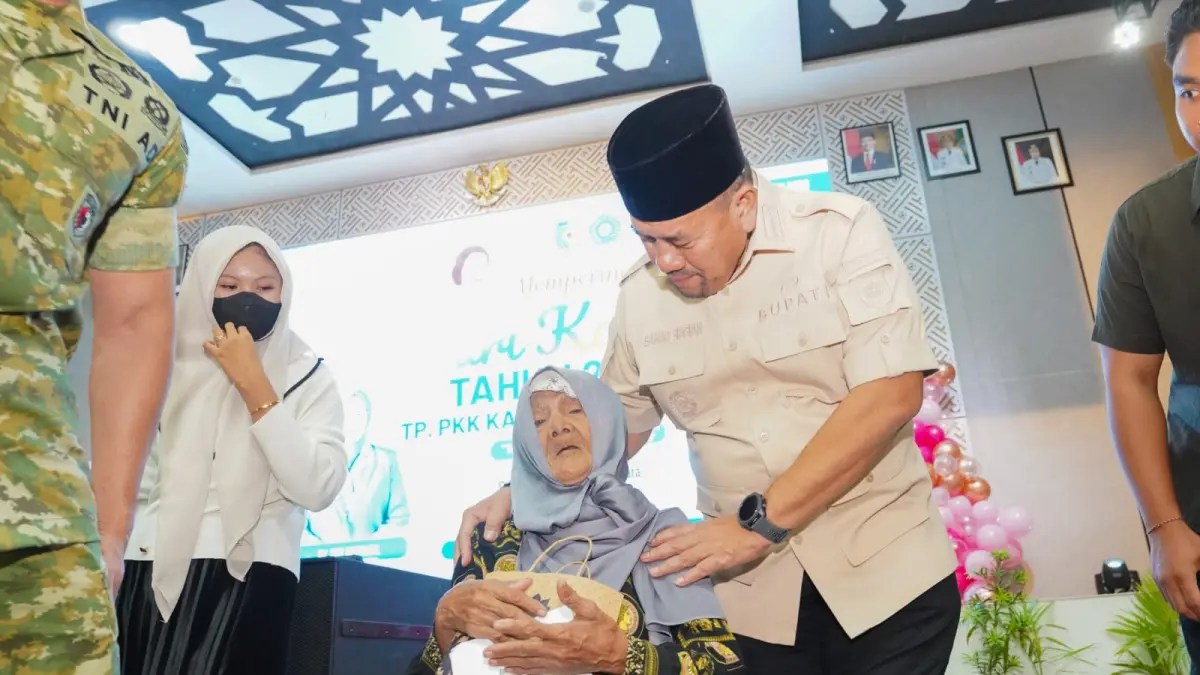 Bupati Batu Bara H. Baharuddin Siagian, S.H., M.Si. saat menghadiri   Hari Kartini Tahun 2026  Pemerintah Kabupaten Batubara,  di Aula Kantor Bupati Batu Bara, Kecamatan Lima Puluh, Selasa (5/5/2026). (Komimfo Batubara/Sumut Pos)