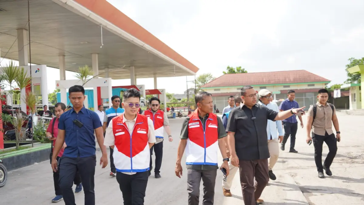 Pertamina Patra Niaga Sumbagut Bersama DPR RI dan BPH Migas Tinjau SPBU di Riau