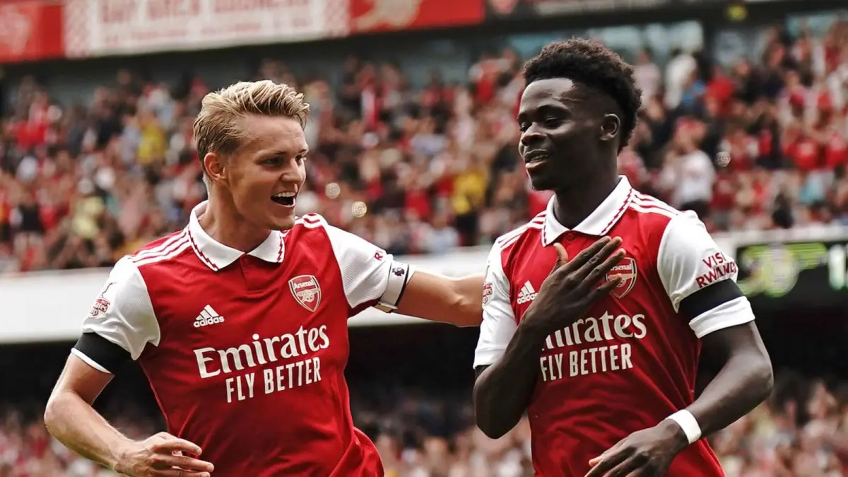 PENENTU: Gol tunggal wide attacker Bukayo Saka memastikan Arsenal mengalahkan Atletico Madrid 1-0 dalam second leg semifinal Liga Champions di Stadion Emirates, London, kemarin (6/5). (teamtalk)
