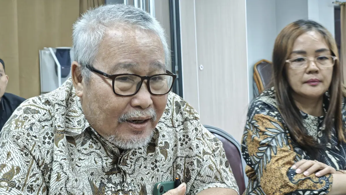 Rektor UBT, Dr Drs Surya Utama MS. (Dok: istimewa)

