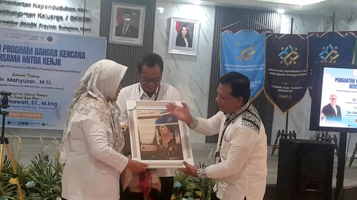 PISAH SAMBUT: Acara Pisah Sambut Kepala Perwakilan BKKBN Provinsi Sumut, Dr Fatmawati, di Aula Kantor Kemendukbangga/ BKKBN Provinsi Sumut, Jalan Krakatau Ujung Medan, Rabu (13/5). (Dok: Dewi Syahruni Lubis/Sumut Pos)
