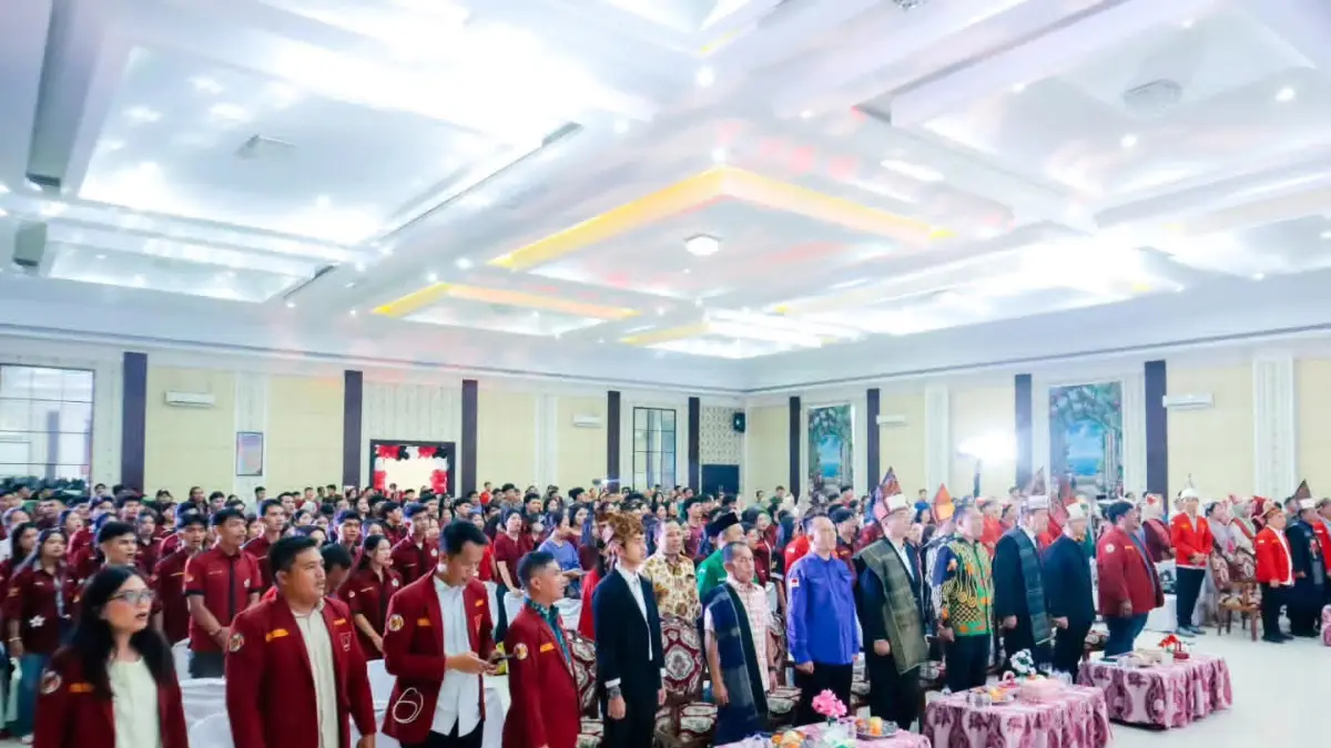 DIES NATALIS: Wali Kota Tebing Tinggi H. Iman Irdian Saragih bersama unsur Forkopimda, tokoh masyarakat dan ratusan mahasiswa menghadiri Dies Natalis ke-48 HIMAPSI di Gedung Balai Kartini, Tebing Tinggi, Sabtu (16/5/2026). (Azan purba/ Sumut Pos)