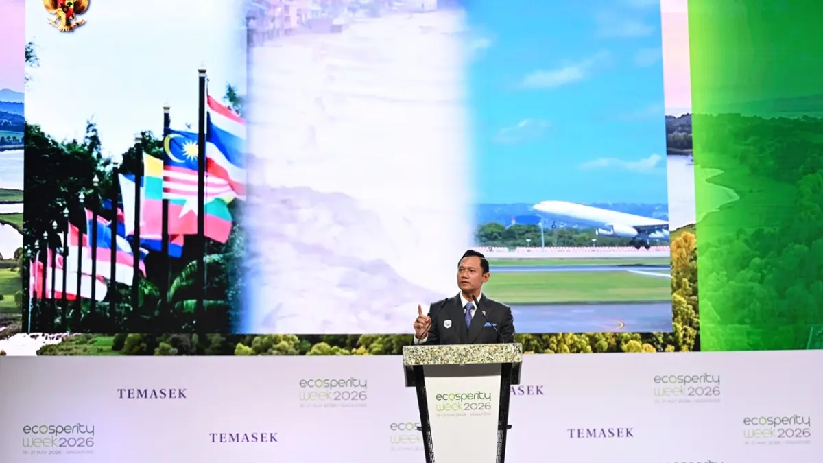 Menteri Koordinator Bidang Infrastruktur dan Pembangunan Kewilayahan Agus Harimurti Yudhoyono (AHY) saat menjadi keynote speaker dalam pembukaan Ecosperity Week 2026 yang diselenggarakan Temasek di Singapura, Selasa (19/5). (Foto: Dok Kemenkoinfra)