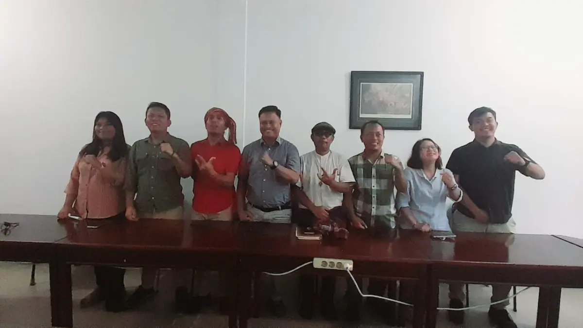 PERS: Sekber GOKEKSU saat menggelar konferensi pers, di Kantor JPIC, Jalan Mongonsidi Medan, Selasa (19/5). (Dok:Dewi Syahruni Lubis/Sumut Pos)
