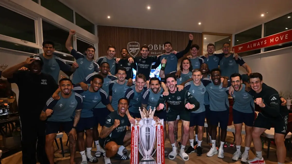 JUARA: The Gunners memastikan diri menjadi juara Premier League musim 2025/26 usai rival terdekat mereka, Manchester City. (Instagram @premierleague)