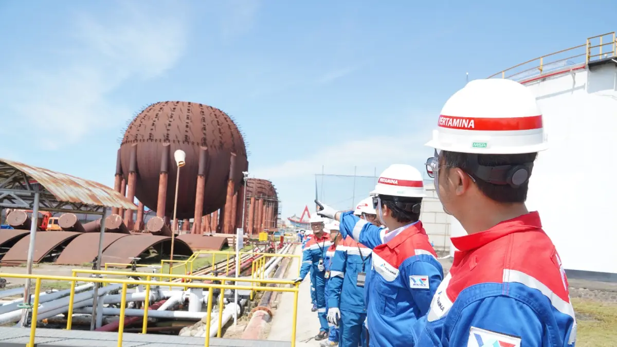 Pertamina Patra Niaga Perkuat Sinergi dengan Kejagung RI untuk Pengamanan Revitalisasi Terminal LPG di Medan.