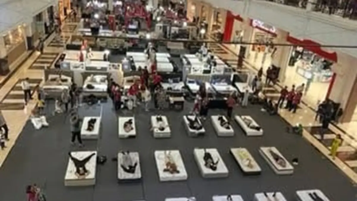 Lomba rebahan pertama di Indonesia.(Instagram @pandemictalks)