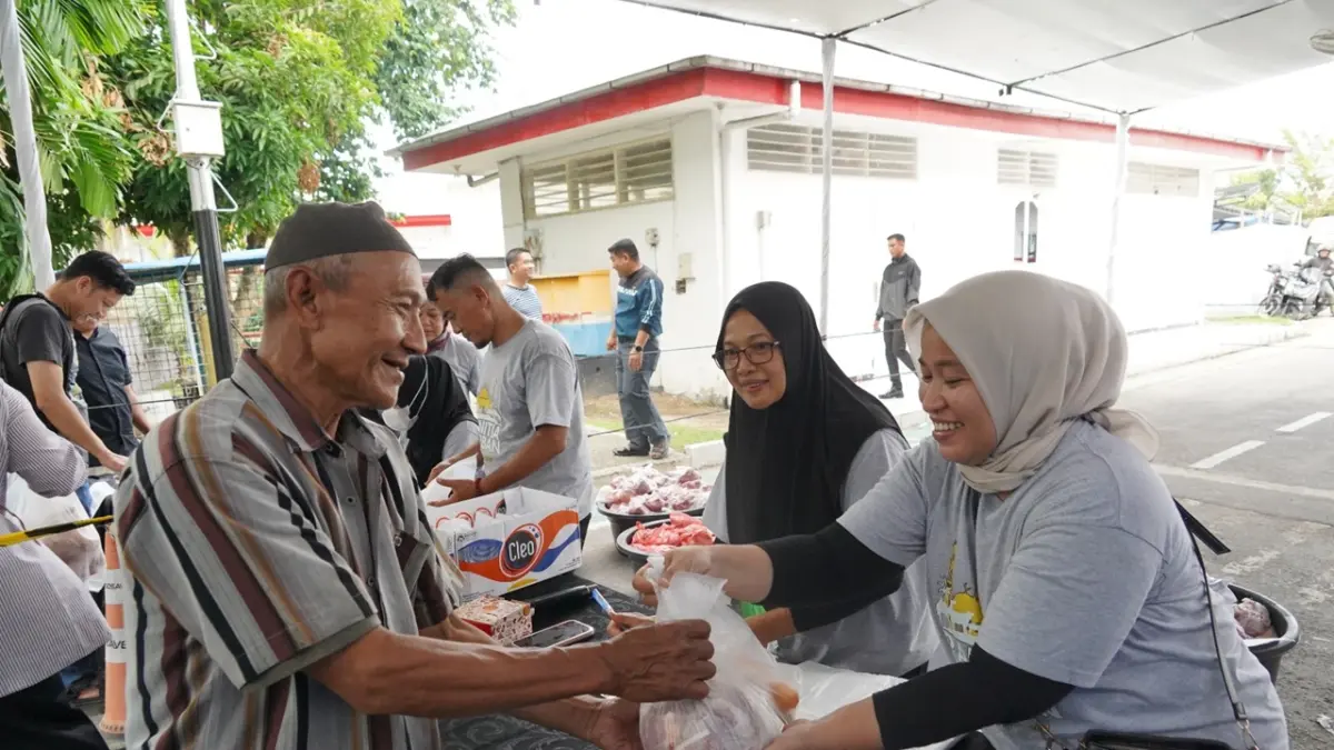 Perayaan Iduladha 1447 H, Pertamina Patra Niaga Regional Sumbagut Salurkan Bantuan Hewan Kurban untuk Masyarakat.