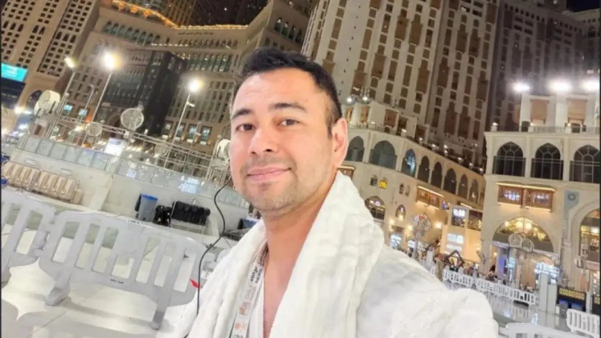 Raffi Ahmad saat di Tanah Suci. (Instagram Raffi Nagita) 
