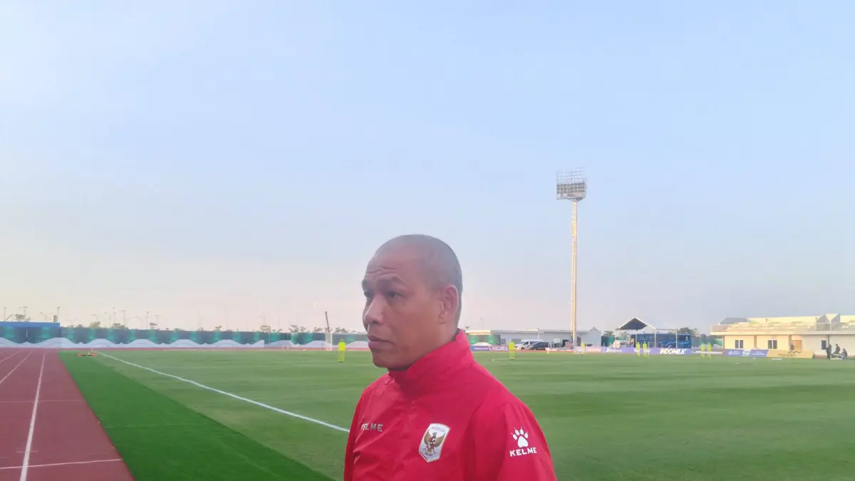 Pelatih Kepala Timnas Indonesia U 19, Nova Arianto.(Dok : Ihsan Syahreza/ Sumut Pos)