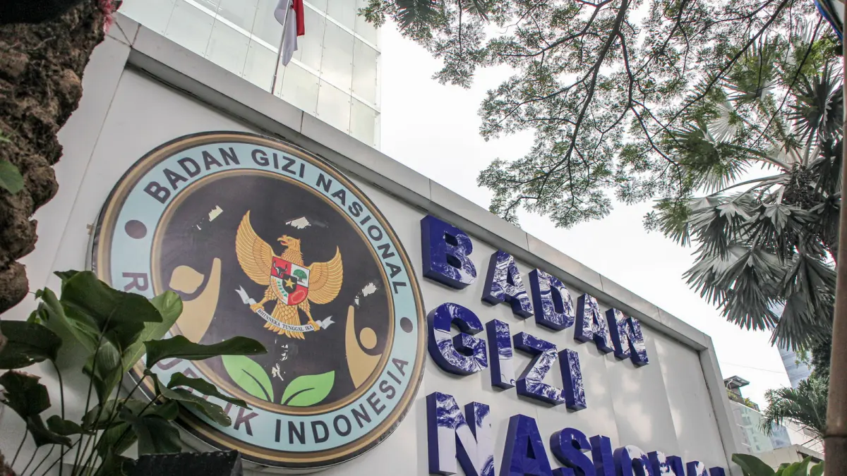 Penyidik Jaksa Agung Muda Tindak Pidana Khusus (Jampidsus) Kejaksaan Agung melakukan penggeledahan di kantor Badan Gizi Nasional (BGN) pada Rabu dini hari, 3 Juni 2026. Penggeledahan ini terjadi sehari setelah Presiden Prabowo Subianto resmi mencopot Dadan Hindayana dari jabatan Kepala BGN. (HANUNG HAMBARA/JAWA POS)