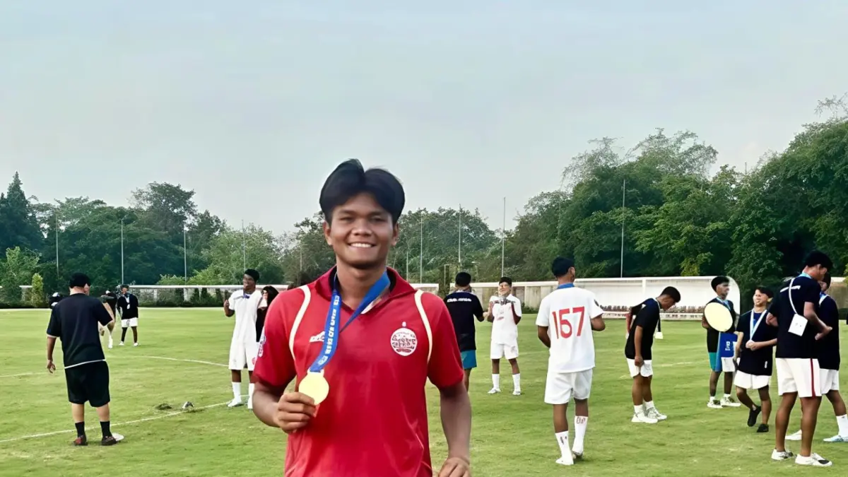 Irpan Abadi Siregar, warga asal desa Aek Haruaya , Kecamatan Portibi, Paluta, manjadi kebanggaan warga Paluta karena ikut memperkuat Timnas Indonesia. (Dok Mitra Harahap)