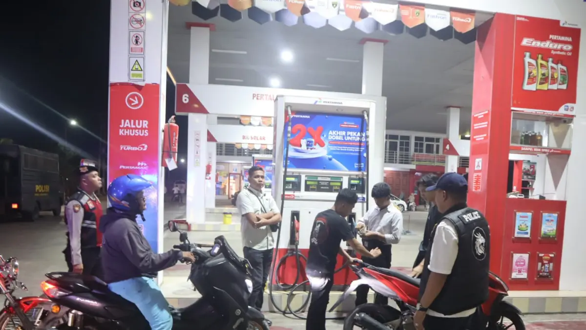 Kegiatan Rutin yang Ditingkatkan (KRYD) Polres Labuhanbatu upaya menjaga keamanan dan ketertiban masyarakat (Fajar/Sumut Pos),