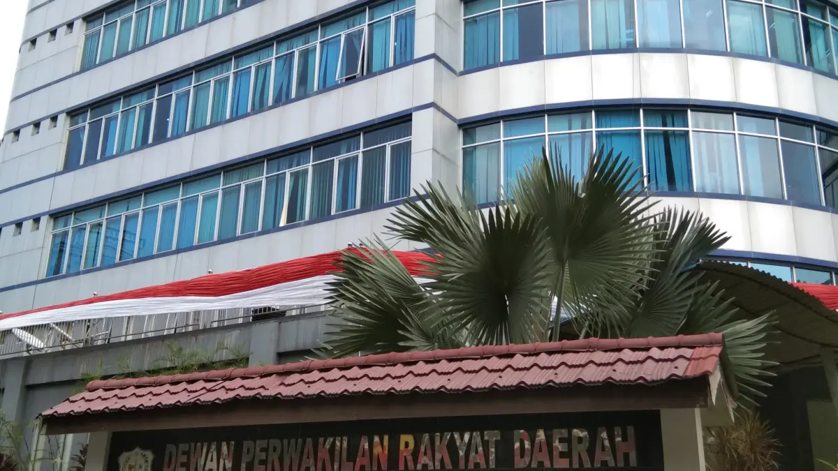 Gedung DPRD Kota Medan, Jalan Kapten Maulana Lubis No.1, Medan Petisah. (Dok: Markus Pasaribu/Sumut Pos) 