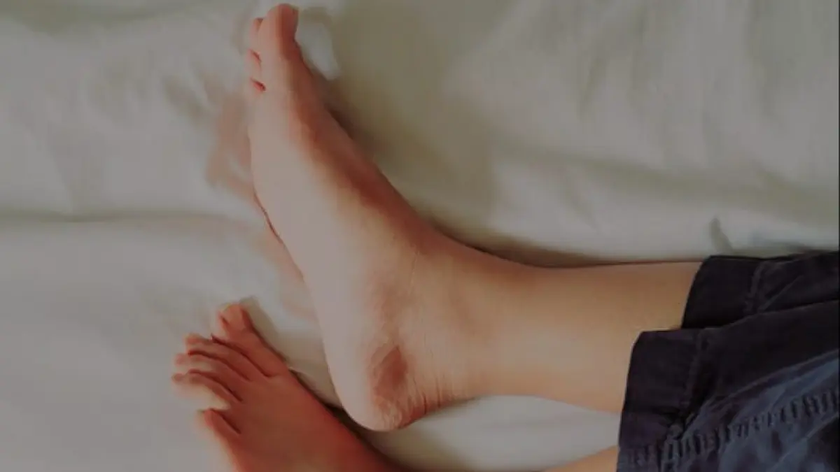  ilustrasi, kaki dingin kerap dirasakan seseorang dan hal itu terjadi akibat sebab tertentu.(pexels.com)