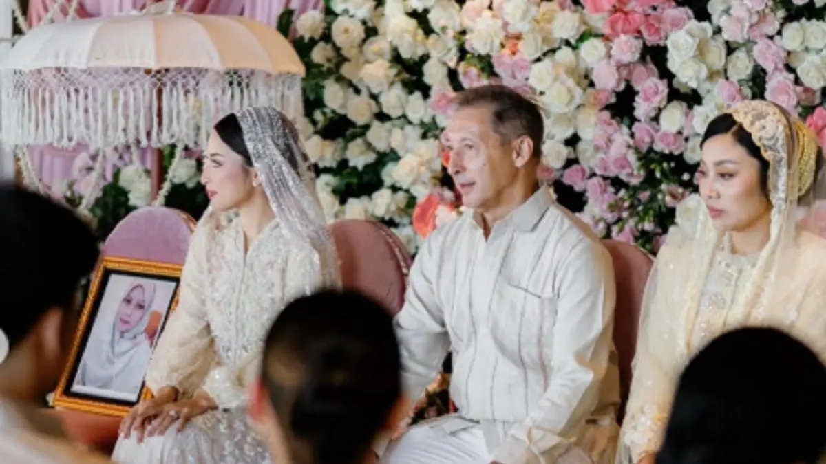 PENGAJIAN: Jennifer Coppen menggelae acara pengajian sebelum menikah dengan Justin Hubner. (Dok: instagram)
