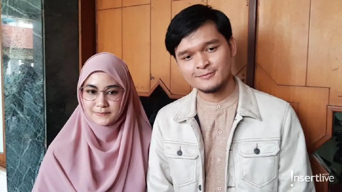 Anisa Rahma dan suami. (Dok: insert)