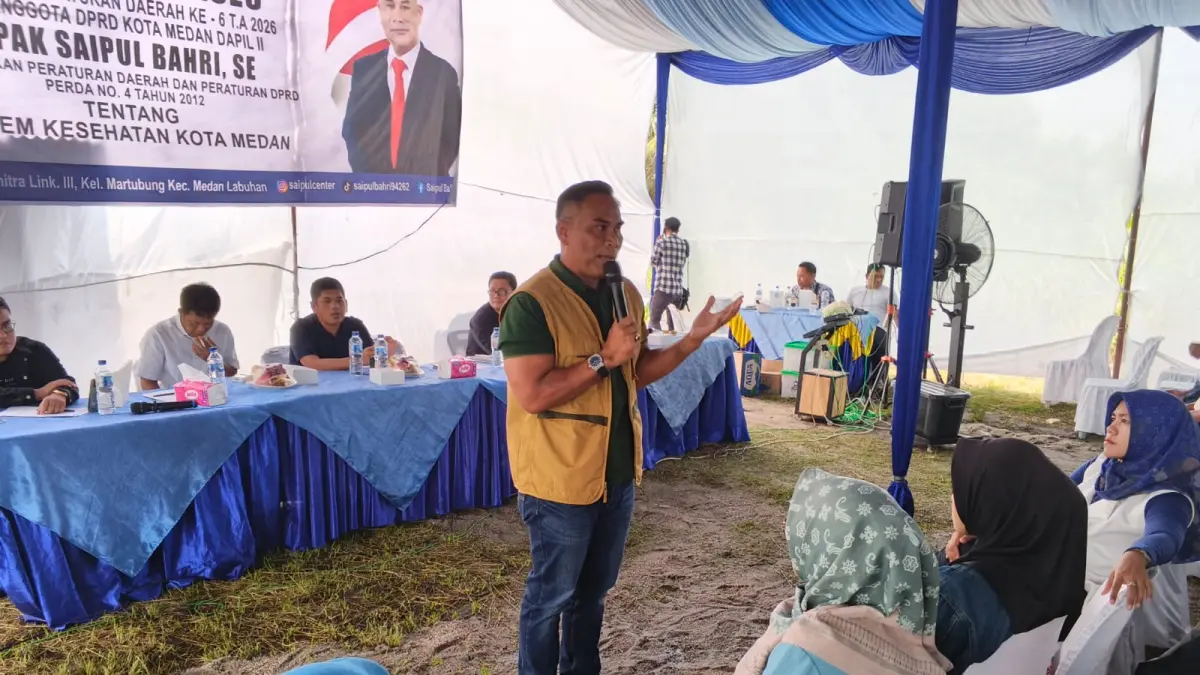 SOSPER: Saiful Bahri saat menggelar Sosper terkait biaya korban kejahatan jalanan di Medan Labuhan. (Dok: Tim Saiful Bahri)