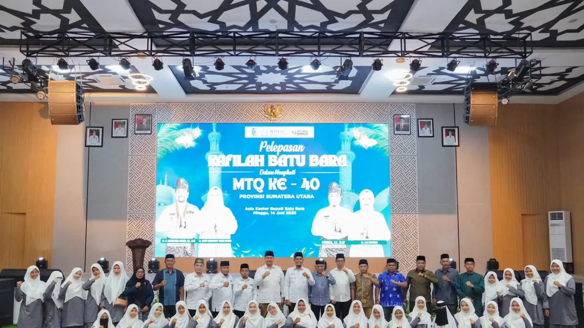Bupati Batu Bara Dr. H. Baharuddin Siagian, S.H., M.Si. melepas Kafilah Musabaqah Tilawatil Qur