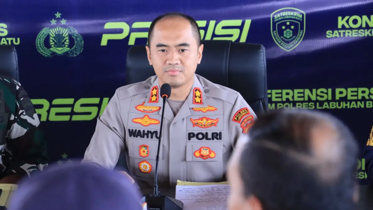 KASUS: Kapolres Labuhanbatu, AKBP Wahyu Endrajaya saat konfrensi Pers pengungkapan kasus penganiayaan berujung kematian korban Luis David Hutabarat (Dok: Fajar/Sumut Pos)
