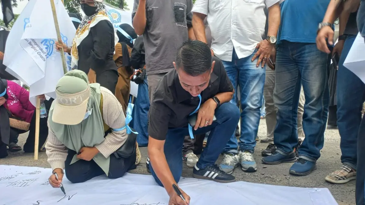 MAI Kota Medan ikut turun ke jalan untuk memperbaiki MBG di Medan, Jumat (19/6/2026). (Dok: MAI Medan)