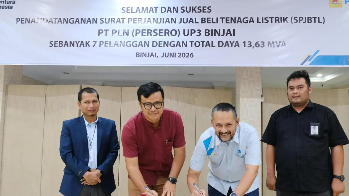 TANDA TANGANI: PLN UP3 Binjai melakukan penandatanganan SPJBTL dengan tujuh pelanggan dari sektor industri, manufaktur, perdagangan, dan pengolahan. ( DOK PLNUP3)