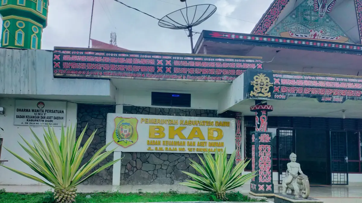 Kantor BKAD Dairi di jalan Sisingamangaraja, Sidikalang, Dairi, Rabu (24/6/2026). (RUDY SITANGGANG/SUMUT POS)