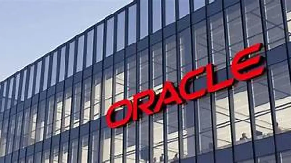 Oracle pangkas 21 ribu karyawan seiring restrukturisasi AI. Otomatisasi dan kecerdasan buatan ubah industri teknologi global. (portalerp)