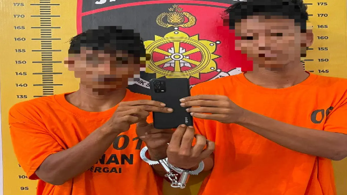 Dua tersangka kasus penjambretan handphone berhasil diamankan Tim URC Sat Reskrim Polres Serdang Bedagai . (fadly/Sumut Pos)