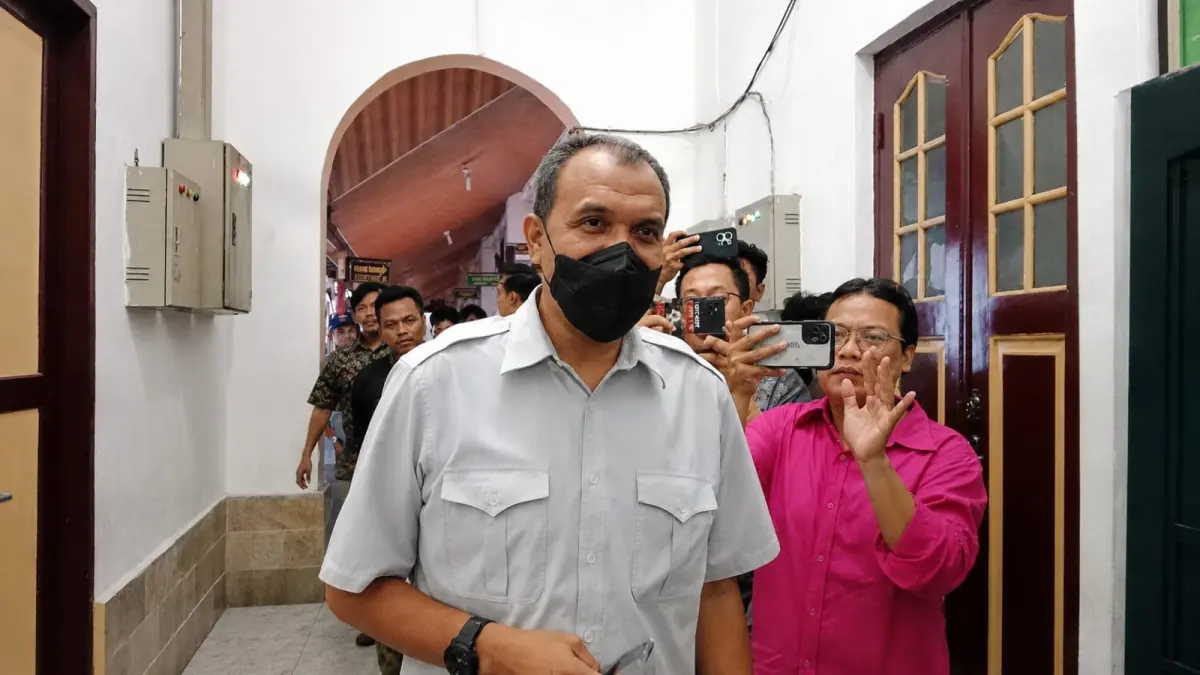 HADIR: Kadinkes Sumut, Faisal Hasrimy hadir ke Pengadilan Tipikor Medan, dalam kasus pengadaan Smartboard Langkat, Jumat (26/6/2026). (Dok: Gusman/Sumut Pos)

