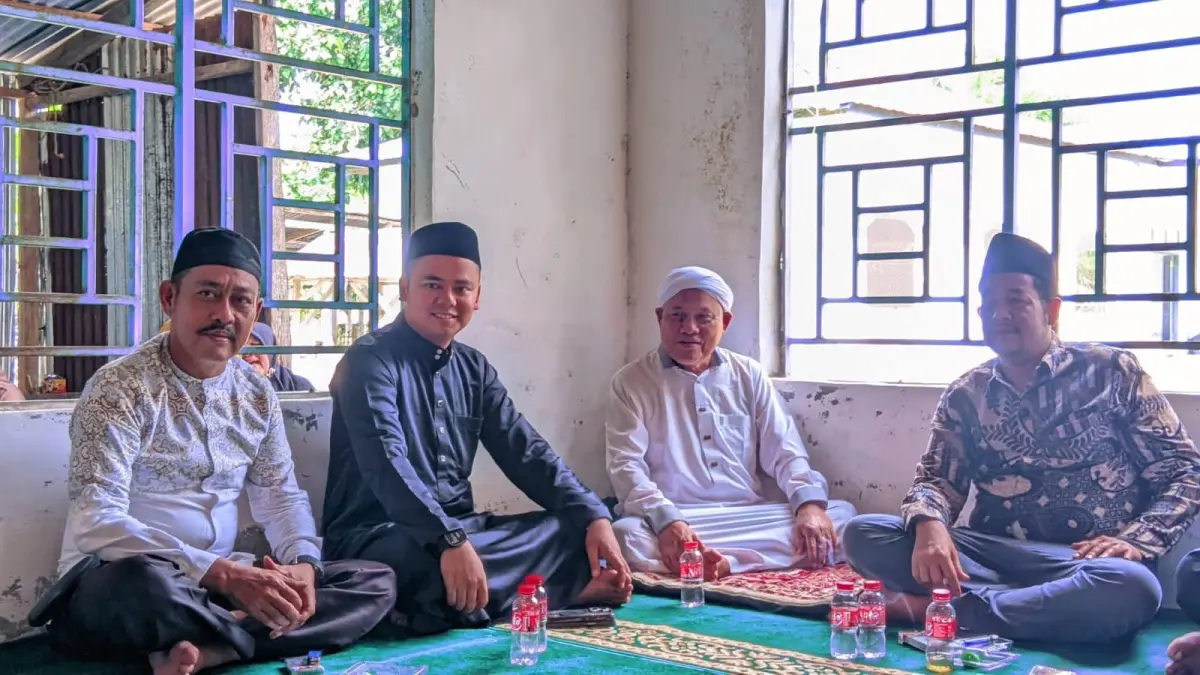  Dihadiri Ketua DPRD Labura, Haul ke-90 Tuan Guru Air Hitam berjalan hidmat.(Asri Tarigan/Sumut Pos )