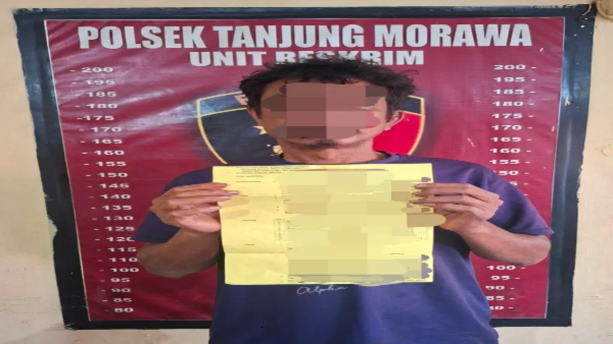 Seorang pria berinisial EML alias Ucok Lubis (47) mengelapkan sepedamotor teman anaknya.(Batara/Sumut Pos)