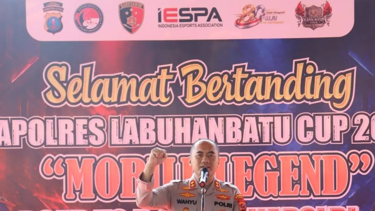 Kapolres Labuhanbatu AKBP Wahyu Endrajaya resmi membuka Turnamen Mobile Legends Kapolres Labuhanbatu Cup 2026 Road to E-Sport Kapolri (Fajar/Sumut Pos)