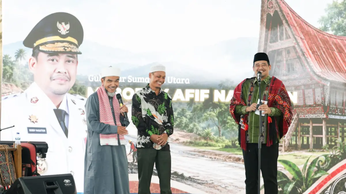 IKDS: Gubernur Sumatera Utara Muhammad Bobby Afif Nasution saat bersilaturahim bersama Ikatan Keluarga Sipiongot (IKDS) pada acara pengajian yang berlangsung di Jalan Menteng Indah, Medan Denai, Minggu (28/6/2026). (Dok: Diskominfo Sumut)