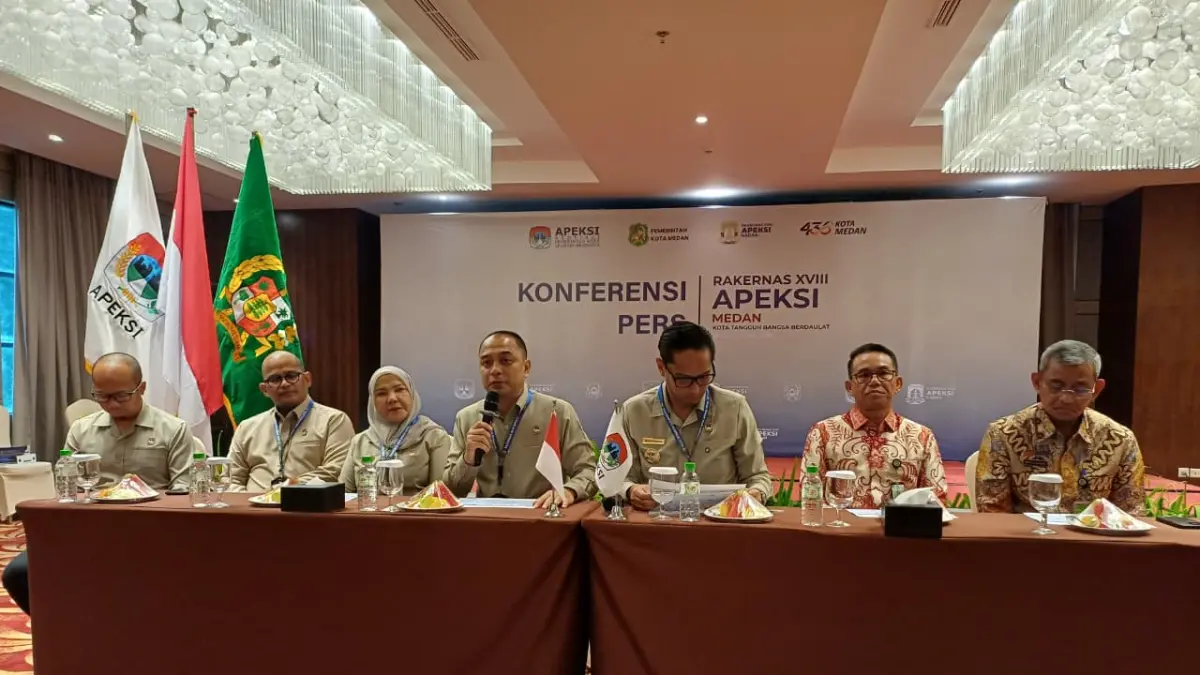 PERS: Konferensi Pers APEKSI XVIII di Hotel Grand City Hall, Rabu (2/7/2026) petang. (Dok: Markus Pasaribu/Sumut Pos) 