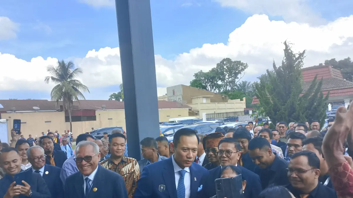 PEMBUKAAN: Menteri Koordinator Bidang Infrastruktur dan Pembangunan Kewilayahan, Agus Harimurti Yudhoyono, menghadiri pembukaan Sinode Besar Gereja Pentakosta Indonesia (GPI) Tahun 2026 yang digelar di Gedung Rajawali, Kota Pematangsiantar, Jumat (3/7/2026).(Dok : Ihsan Syahreza/ Sumut Pos)
