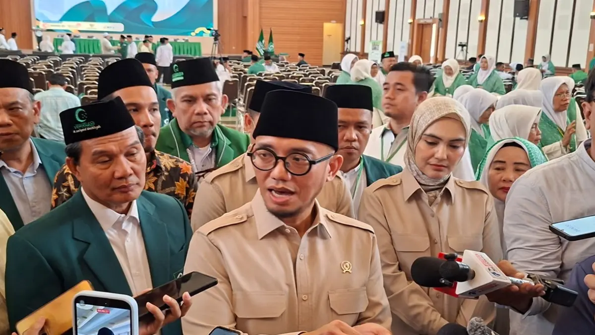Menteri Haji dan Umrah, Mochammad Irfan Yusuf. (Jawa Pos/Sumut Pos)
